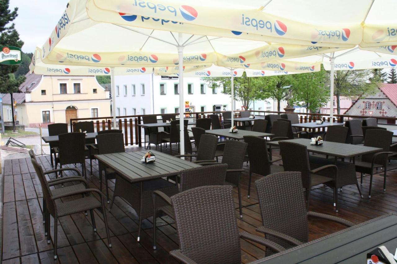 Hotel Posta Černý Dŭl Dış mekan fotoğraf