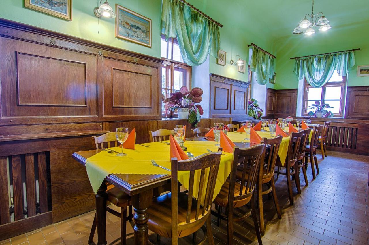 Hotel Posta Černý Dŭl Dış mekan fotoğraf