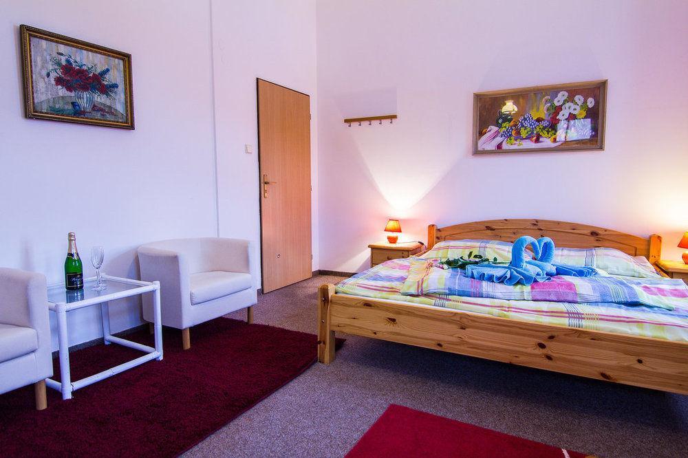Hotel Posta Černý Dŭl Dış mekan fotoğraf