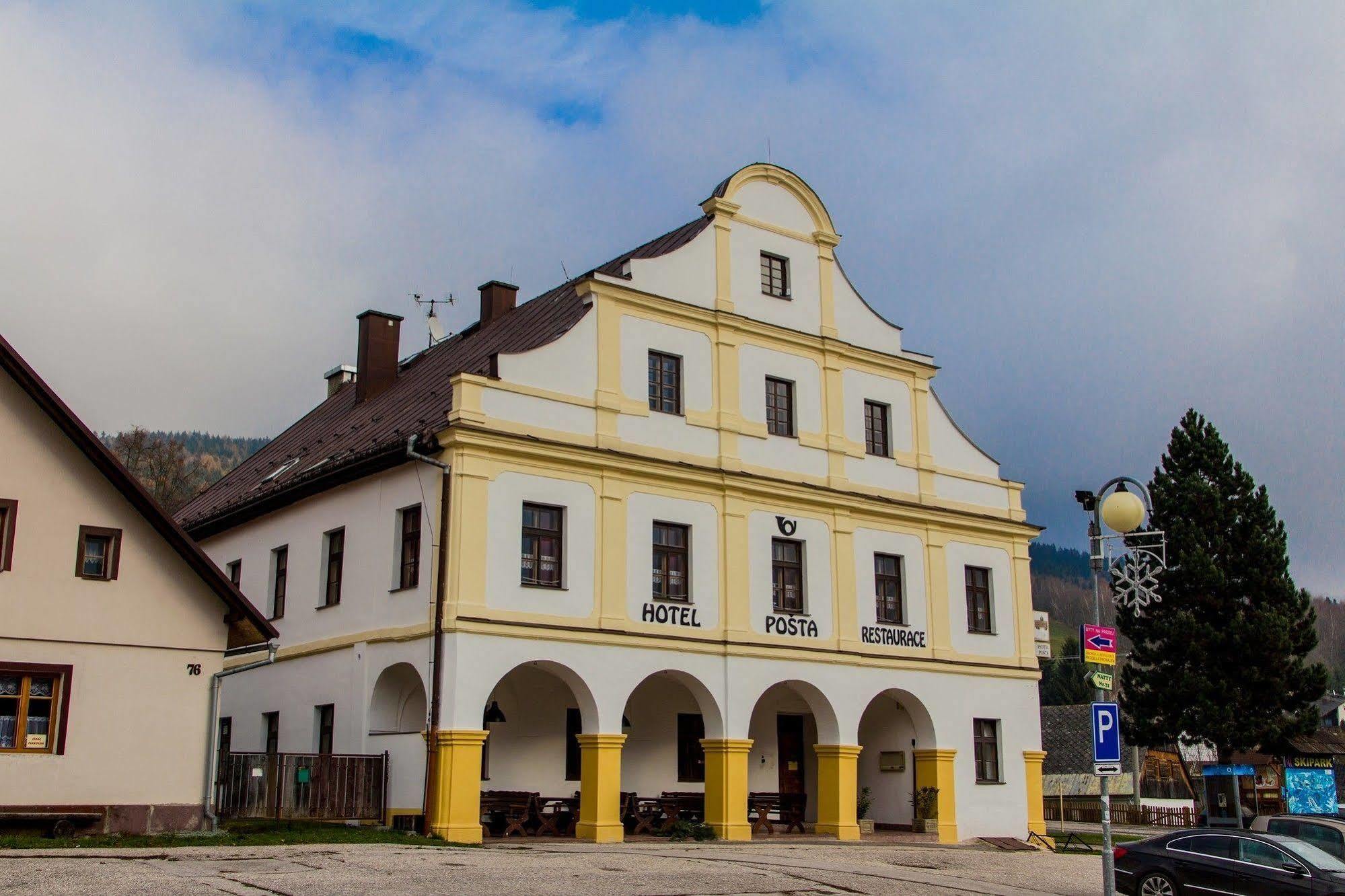 Hotel Posta Černý Dŭl Dış mekan fotoğraf